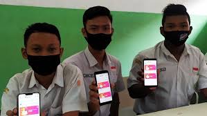 Trik internet gratis kartu 3 di android ini bisa anda lakukan dengan berbagai trik mulai dari menggunakan kode voucher kuota tri gratis yang. Ini Paket Internet Tri Untuk Anak Sekolah