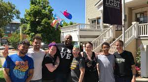 The sacramento lgbt community center works to create a region where lgbtq+ people thrive. Sacramento Lgbt Community Center Staff Planning Protests In Response To Uniformed Police At Pride Abc10 Com