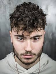 40 Modern Men S Hairstyles For Curly Hair That Will Change Your Look Curly Hair Styles Curly Hair Model Curly Hair Fade