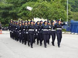 Kor kadet polis mengungguli tempat kedua dalam pertandingan kawad kaki sempena hari malaysia 2019 peringkat smk banggi. 29 Ogos 2018 Pertandingan Kor Kadet Polis Shah Alam Facebook