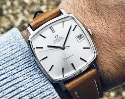 Omega Vintage In Very Good Condition Rare Square Dial With Date Geneve Cal 1012 Automatic Mechanical Watch Tan Vintage Watches Beautiful Watches Vintage Omega