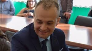 Morto nel piazzale dell'azienda: era l'amministratore unico ma per la  Prefettura solo un prestanome