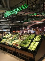 Store Of The Week Carrefour Tcc Global Expositores De Frutas Exposicao De Produtos Prateleiras Para Mercado