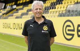 His players plays compact and close to each other. Lucien Favre S Borussia Dortmund Tactics In 2020 Footballcoin Io