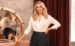 Helena tem uma filha, fruto de uma relação com o antigo. Helena Coelho Nova Apresentadora Da Tvi Esta Gravida O Amor Nao Se Divide Multiplica Se Nova Gente