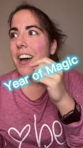 Kristen Whelchel's Instagram, Twitter & Facebook