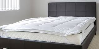 Again, it is breathable and the airflow works really nice, whereas it is hard to find these benefits in a featherbed. Choosing The Best Type Of Mattress Topper Which