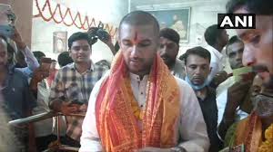 After standing outside the house for half what will the family meeting distracted by such a huge rebellion in the party, chirag paswan himself. Ani On Twitter Bihar Lok Janshakti Party Ljp Chief Chirag Paswan Offers Prayers At Punaura Dham In Sitamarhi
