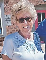 Garden Spot's Gavin Courtney hangs