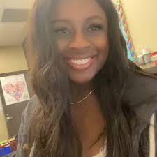 Lexi (@LexiLashbrook)