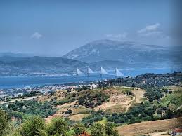 Ἀξιοθέατα — ἀξιοθέᾱτα , ἀξιοθέατος well worth seeing neut nom/voc/acc pl … greek morphological index (ελληνική μορφολογικούς δείκτες). Poly Endiaferon Episkepsh Kritikes Gia Mykhnaiko Parko Patrwn Boyntenh Patra Ellada Tripadvisor