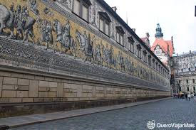 Entre os principais pontos turísticos, estão museus, parques, monumentos e resquícios da 2º guerra mundial e do muro de berlim, que dividiu a cidade de 1961 a 1989. Pontos Turisticos De Dresden Alemanha Guia Completo