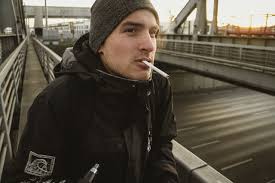 Nashidni - команда профессионалов, предоставляющая услуги фотографа,  видеографа, редактирования видео и ретуши фото, создания битов на заказ,  микширования треков, записи звука, дизайна и написания текстов на заказ