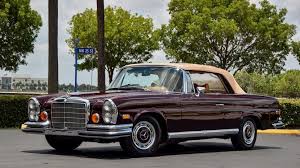 1970 Mercedes Benz 280se Cabriolet 2 8l Automatic Mecum Auctions Mercedes Convertible Mercedes Benz Sedan Mercedes