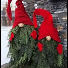 Tomtenisse,tome,nisse scandinavian christmas gnome ,norvegian gnome craft. Diy Anleitung Weihnachtswichtel Aus Tannen Und Moos Selber Basteln Nettetipps De