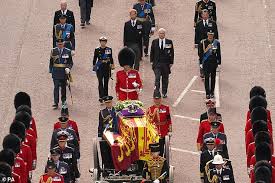 Soldier in charge of Queen's funeral procession will run London Marathon  this weekend