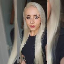 Tania Bryan's Instagram, Twitter & Facebook