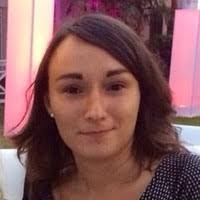 90+ perfiles de «Sandra Oliveira»