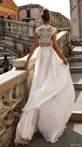 Julie Vino Spring 2018 Wedding Dresses Venezia Bridal Collection Wedding Inspirasi Boho Style Wedding Dress Wedding Dresses Wedding Dress Inspiration