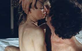 Poor Things and the return of the no-holds-barred Hollywood sex scene