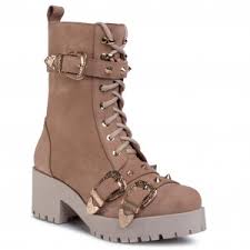 The zamberlan women's 1996 vioz lux gtx by zamberlan is a best in class hiking and backpacking boot. Trekker Boots Zamberlan Vioz Lux Gtx Rr Wns Gore Tex Waxed Red Trekker Boots High Boots And Others Women S Shoes Efootwear Eu