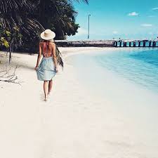 See reviews and photos of beaches in maldives, asia on tripadvisor. How To Visit The Maldives On A Budget Girl Going Global