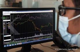 Indeks harga saham gabungan (disingkat ihsg, dalam bahasa inggris disebut juga indonesia composite index, ici, atau idx composite) merupakan salah satu indeks pasar saham yang digunakan oleh bursa efek indonesia (bei; Rekomendasi Saham Hari Ini Yang Layak Dilirik Saat Ihsg Hari Ini Diramal Menguat