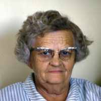 Stella Hebertson (1900–1987)