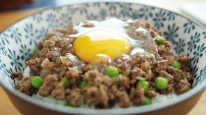 Ground beef mince must be one of the. Cantonese Minced Beef With Egg Over Rice çª©è›‹ç‰›è‚‰ Youtube