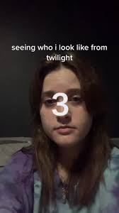 works for me ig 😁😁 #drcullenswifey #esmecullen #esmecullenlookalike  #sheshot #omg #lovethatforme #yuh