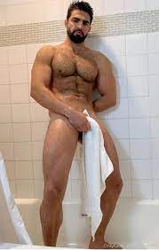 Vídeo: Jefferson Ferreira raspando os pentelhos, veja só! – PRIVE GAYS -  Vídeos Porno Gay Online | Amadores | Downloads