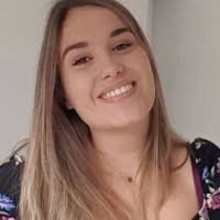 Amber Welling's Instagram, Twitter & Facebook