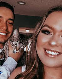 Morgan McGee and Thomas Fox's Wedding Website