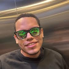 🔥💛 ÚLTIMA HORA — OFICIALMENTE UN GUERRERO 💙🔥 ¡Seth Curry ya está en la  bahía! 🏀✨ El hermano menor de Steph llega por fin a Golden State y no  perdió el humor