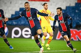 Ainsi, le paris sg, après la période daniel hechter, a été la propriété du groupe audiovisuel canal +, du fond d'investissement colony capital et depuis 2011 du fond qatari qatar investment authority. Football Le Paris Sg Bouscule Mais Qualifie Face A Barcelone Football Le Telegramme
