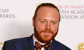 You will find the most famous legends like johnny cash, willie nelson, jim reeves and kris kristofferson but also the most popular singers from this moment like george strait, keith urban, tim mcgraw, brad paisley, kenny chesney, toby keith, hank williams jr. All You Need To Know About Keith Lemon His Real Name Where He S From And More Hello