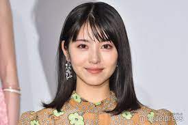#ぐるナイ #ゴチ22 今夜7時放送です お二人ともゴチ初参戦 本気で値段がわからなさすぎて 大暴走 スペシャルメニューをかけた 大爆笑のトリック当. æµœè¾ºç¾Žæ³¢ ç§ãŒåºƒç€¬ã™ãšã ã£ãŸã‚‰ ã®ã‚»ãƒªãƒ•ãŒè©±é¡Œ ãƒ'ãƒ¯ãƒ¼ãƒ¯ãƒ¼ãƒ‰ã™ãŽã‚‹ ã‚¦ãƒã®å¨˜ã¯ å½¼æ°ãŒå‡ºæ¥ãªã„ ãƒ¢ãƒ‡ãƒ«ãƒ—ãƒ¬ã‚¹