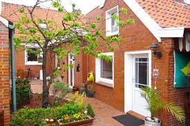 395'000, zweifamilienhaus mit 2 x 3,5 zr. Haus Zum Verkauf Bullenkamp 1 26789 Leer Leer Ostfriesland Mapio Net