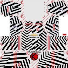 Now after a logo what else a player needs, i think dls kits url. Manchester United 2020 21 Kit Dls2019