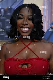 Esther jones -Fotos und -Bildmaterial in hoher Auflösung