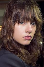 Tagli capelli medi 2019: lo shag è la tendenza capelli 2019