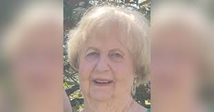 Obituary for Lucy "Cinda" Lynn (Breeden) McQueen