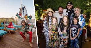Свой день рождения певец провел в семейном кругу. Zastole V Dubae Kirkorov Opublikoval Foto Iz Emiratov S Detmi I Mihajlovym Turisticheskie Novosti Ot Turproma