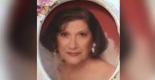 Nancy Grimsley's Instagram, Twitter & Facebook