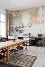 Roff Og Original Leilighet I Berlin Med Bilder Kyllingdesign Kjokken Med Spiseplass Kjokken Innredning