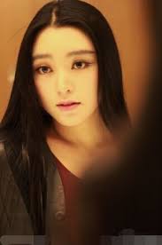 Mỹ nhân đóng thế giống hệt Phạm Băng Băng