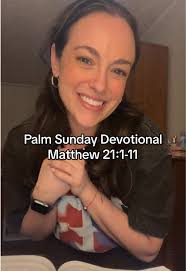 Dana Marie Fitzgerald (@danamariefitzgerald)