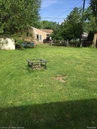 Maybe you would like to learn more about one of these? 1417 Flamingo St Wixom Mi 48393 House For Rent In Wixom Mi Apartments Com