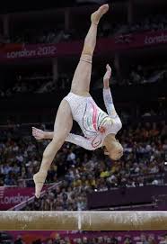 Discover the full women's beam final of the 2008 summer olympic games in beijing, china! China S Gymnast Deng Linlin Performs During The Women S Gymnastics Balance Beam Final Winning The Gold Olympic Gymnastics Gymnastics Gymnastics Images