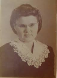 Myrtle Evelyn Omdal Overby (1929-2017)